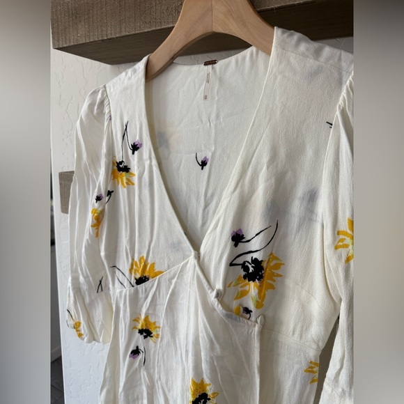 Free People|Time on my Side Floral Wrap Mini Dress in White and Yellow••Feminine - Picture 8 of 13